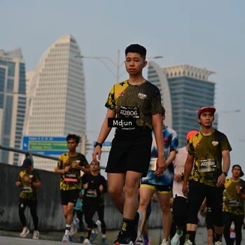 Runner Photo 6633710