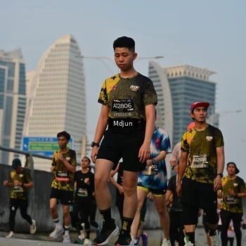 Runner Photo 6633715