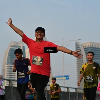 Runner Photo 6633728
