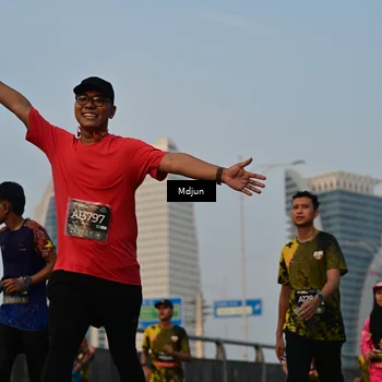 Runner Photo 6633735