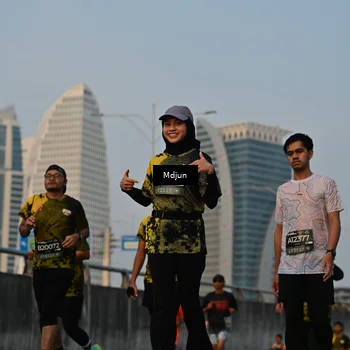 Runner Photo 6633750