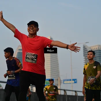 Runner Photo 6633753