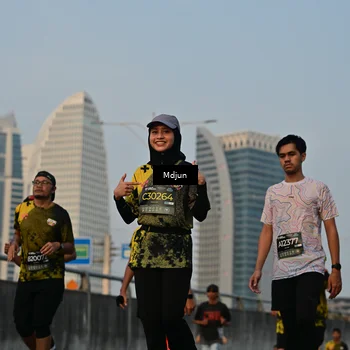 Runner Photo 6633757