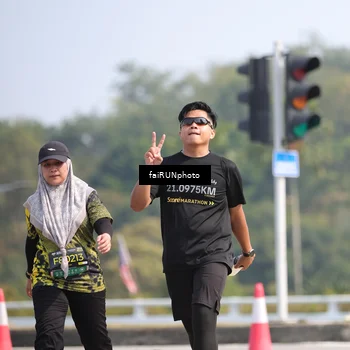 Runner Photo 6633763