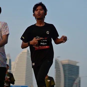 Runner Photo 6633768