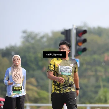 Runner Photo 6634116