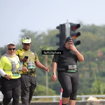 Runner Photo 6635022