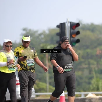 Runner Photo 6635023