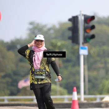 Runner Photo 6635390
