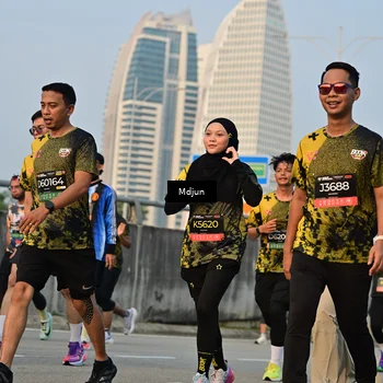 Runner Photo 6635768