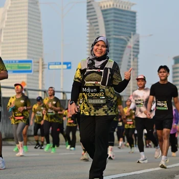 Runner Photo 6635851
