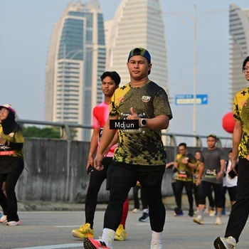 Runner Photo 6635855