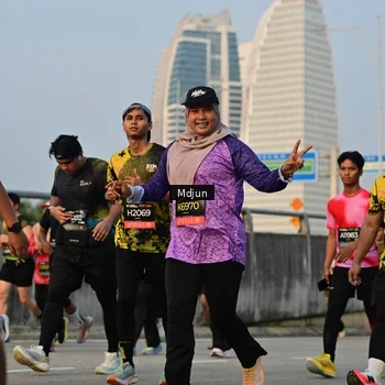 Runner Photo 6635856