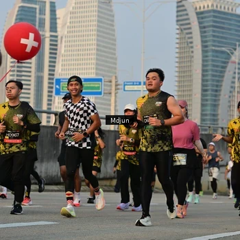 Runner Photo 6635887