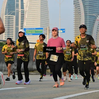 Runner Photo 6635892