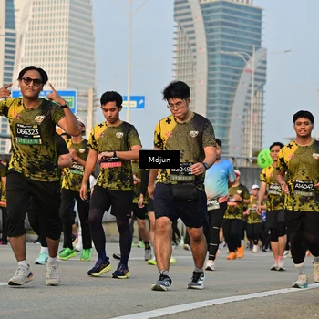 Runner Photo 6635913