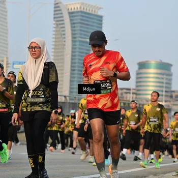 Runner Photo 6635978