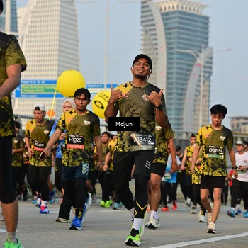 Runner Photo 6635988