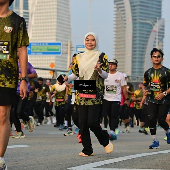 Runner Photo 6636004