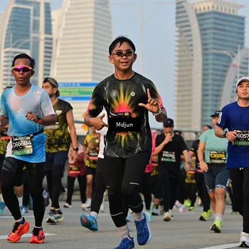 Runner Photo 6636010