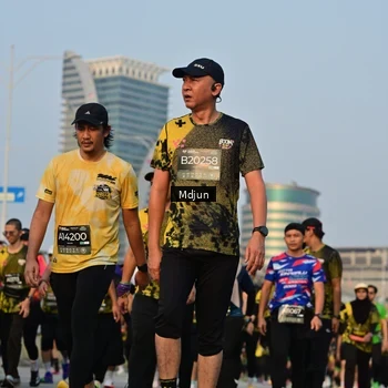 Runner Photo 6636033