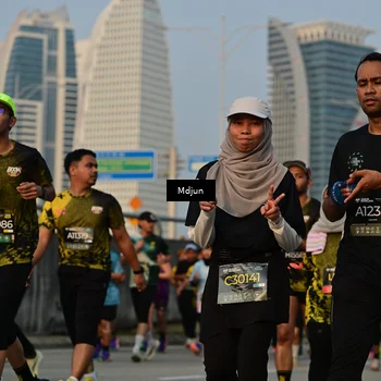 Runner Photo 6636045
