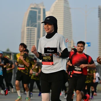 Runner Photo 6636059