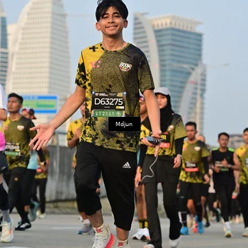 Runner Photo 6636101
