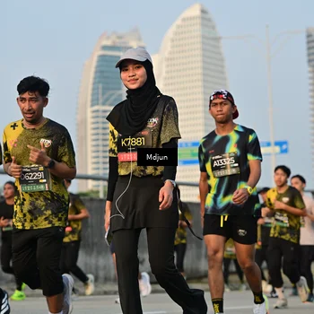 Runner Photo 6636104