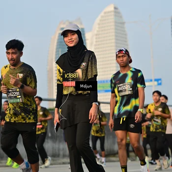 Runner Photo 6636110