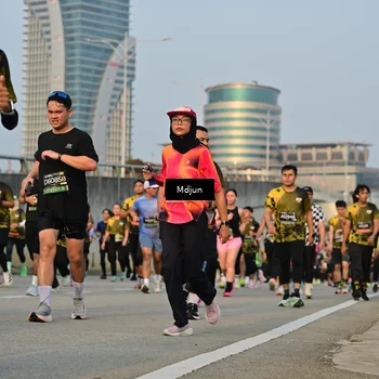Runner Photo 6636137