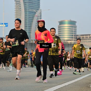 Runner Photo 6636142