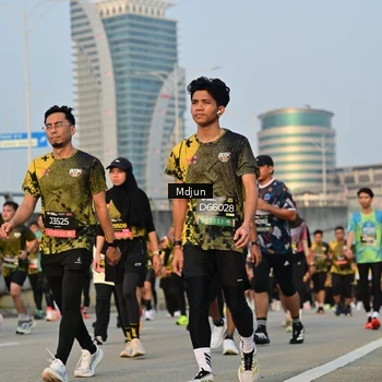 Runner Photo 6636185
