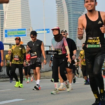 Runner Photo 6636189