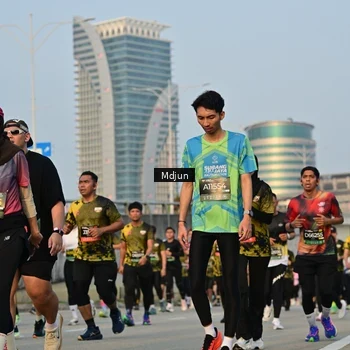 Runner Photo 6636198