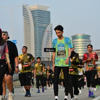 Runner Photo 6636216