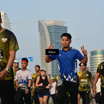 Runner Photo 6636235
