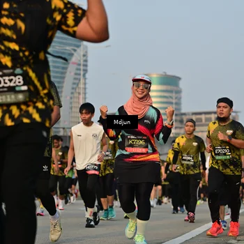 Runner Photo 6636242