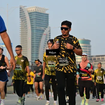 Runner Photo 6636243