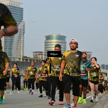 Runner Photo 6636265