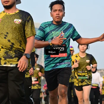 Runner Photo 6636268