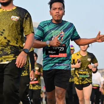Runner Photo 6636286