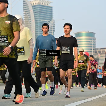 Runner Photo 6636333