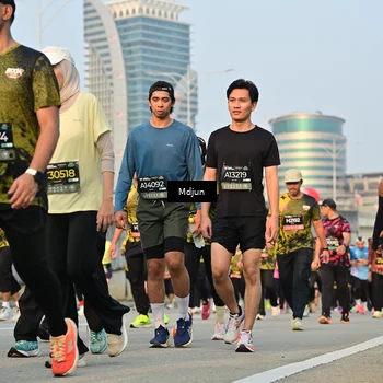 Runner Photo 6636338
