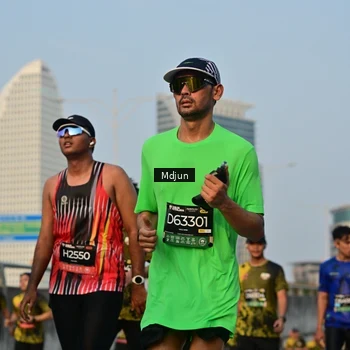 Runner Photo 6636391