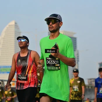 Runner Photo 6636395