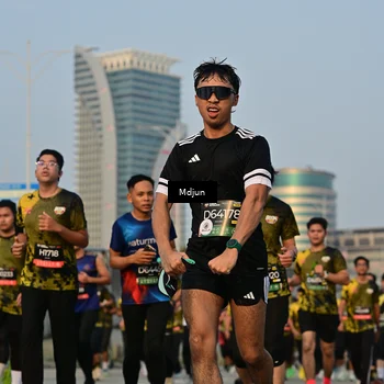 Runner Photo 6636435