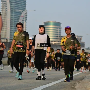 Runner Photo 6636506
