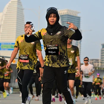 Runner Photo 6636575