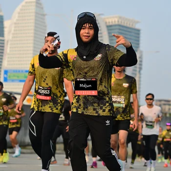 Runner Photo 6636576
